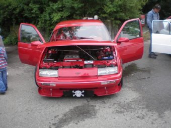 Chevrolet Corsica: titulní fotka