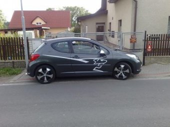 Peugeot 207: titulní fotka