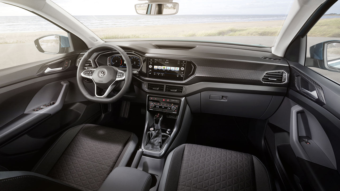Volkswagen_T_Cross_02_5bd1fa234b282.jpg