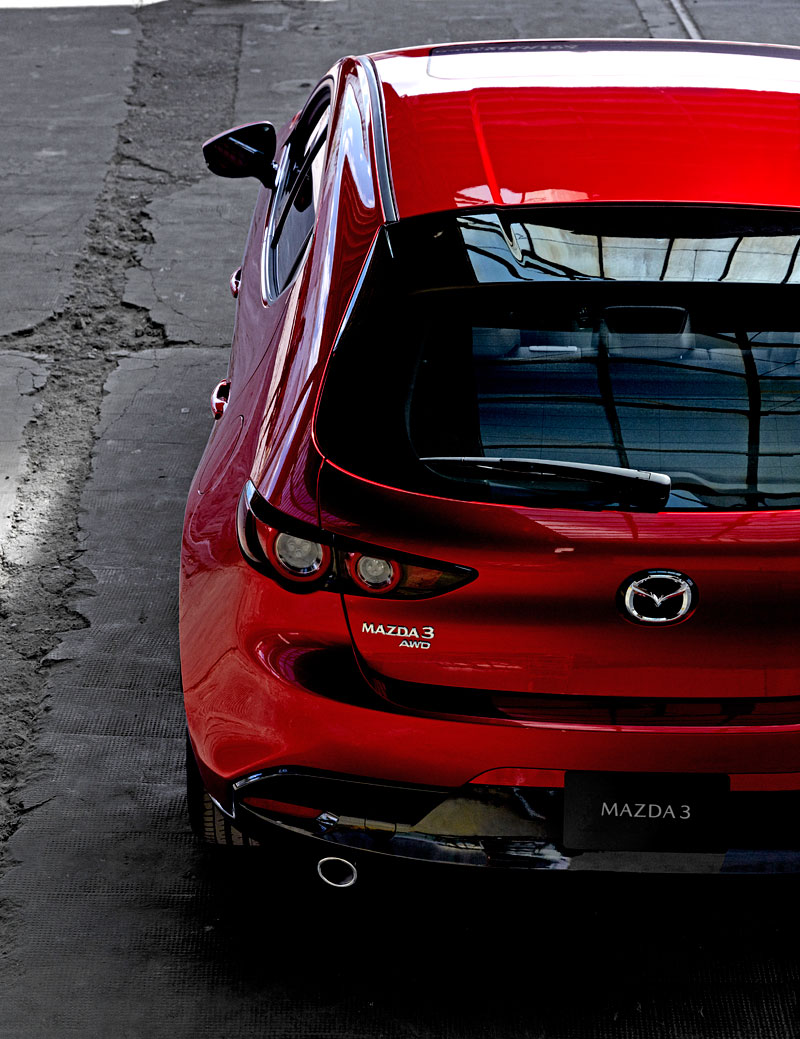 Fotogalerie k článku Nová Mazda 3 má opravdu mizerný