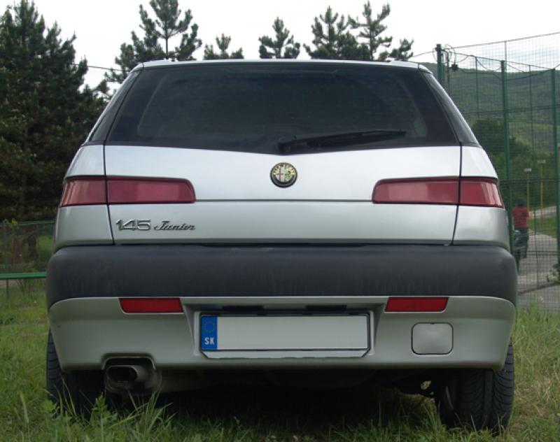 Alfa Romeo 145
