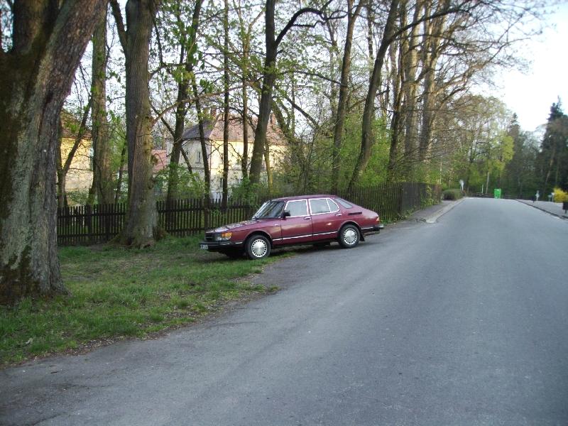 Saab 900