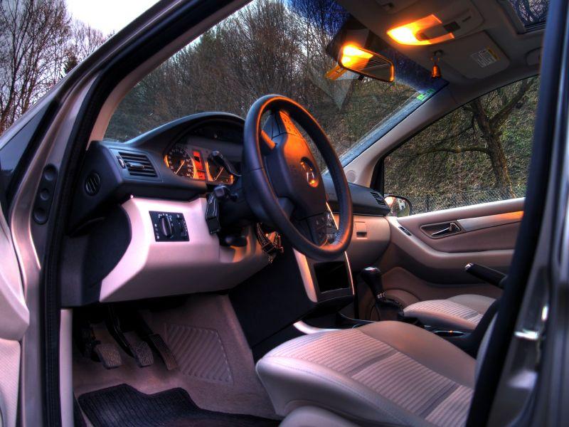 Mercedes-Benz B