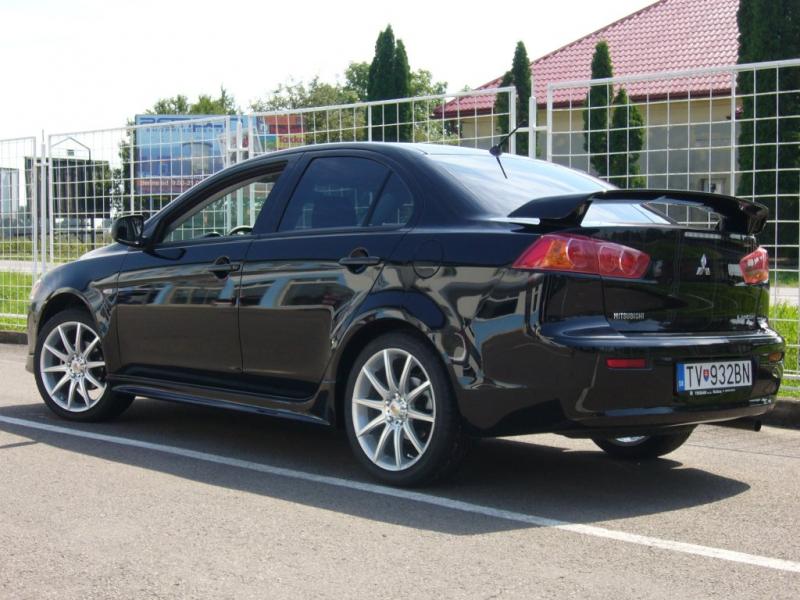 Mitsubishi Lancer