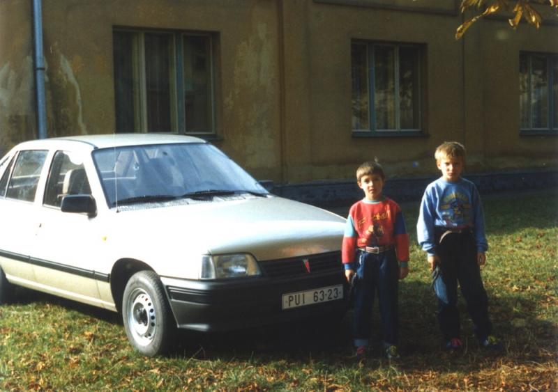 Daewoo Racer