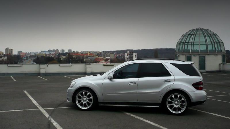 Mercedes-Benz ML320