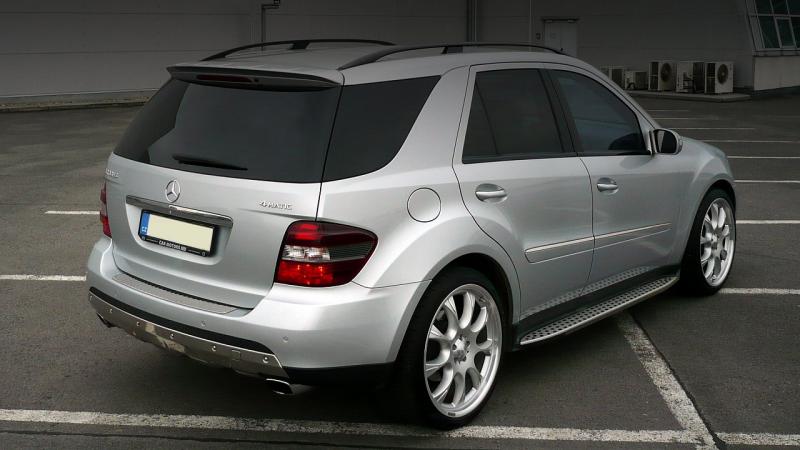 Mercedes-Benz ML320