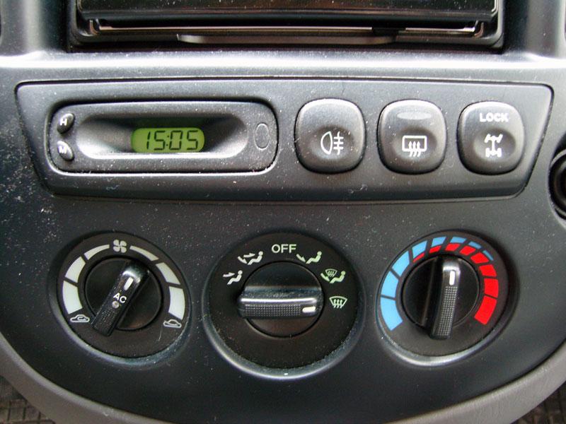 Mazda Tribute