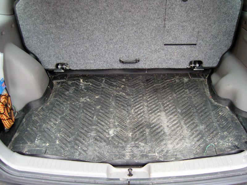 Mazda Tribute