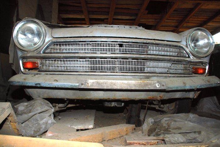 Ford Cortina