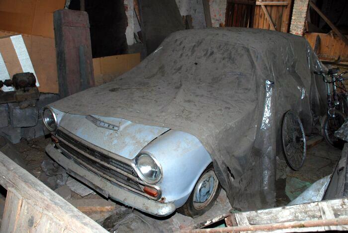 Ford Cortina
