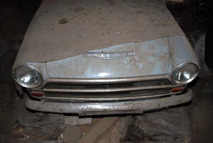 Ford Cortina