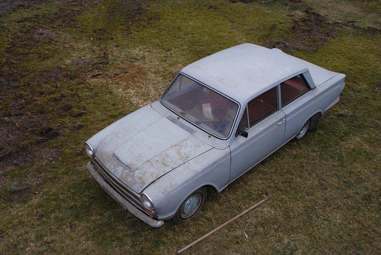 Ford Cortina