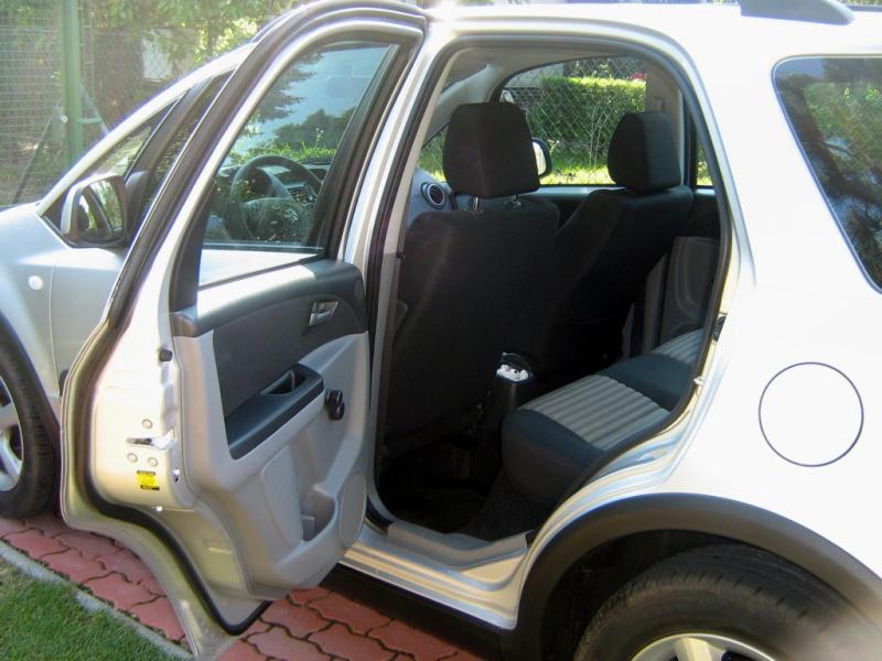 Suzuki SX4