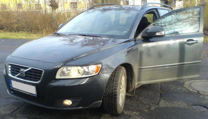 Volvo V50