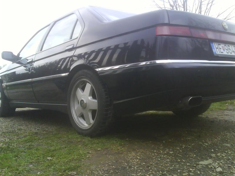 Alfa Romeo 164