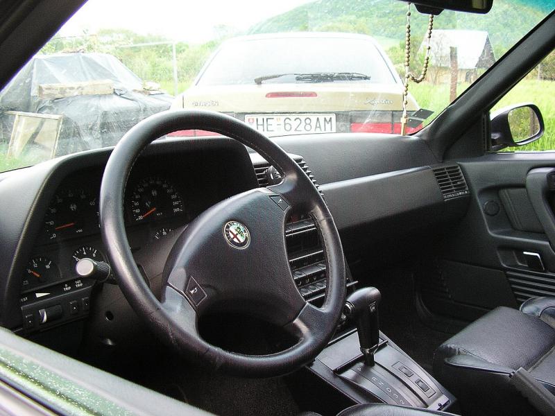 Alfa Romeo 164