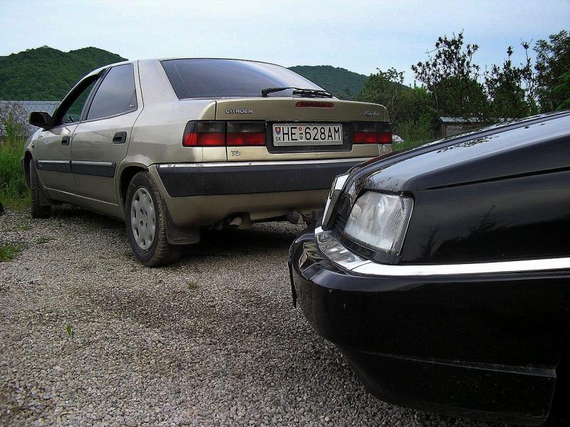 Alfa Romeo 164