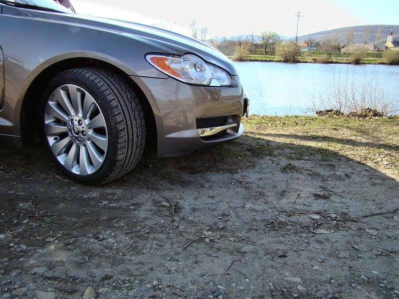 Jaguar XF/XFR