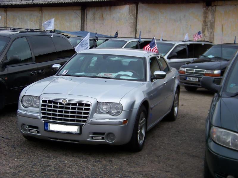 Chrysler 300C 5,7 V8 HEMI W.P.Chrysler Signature Series