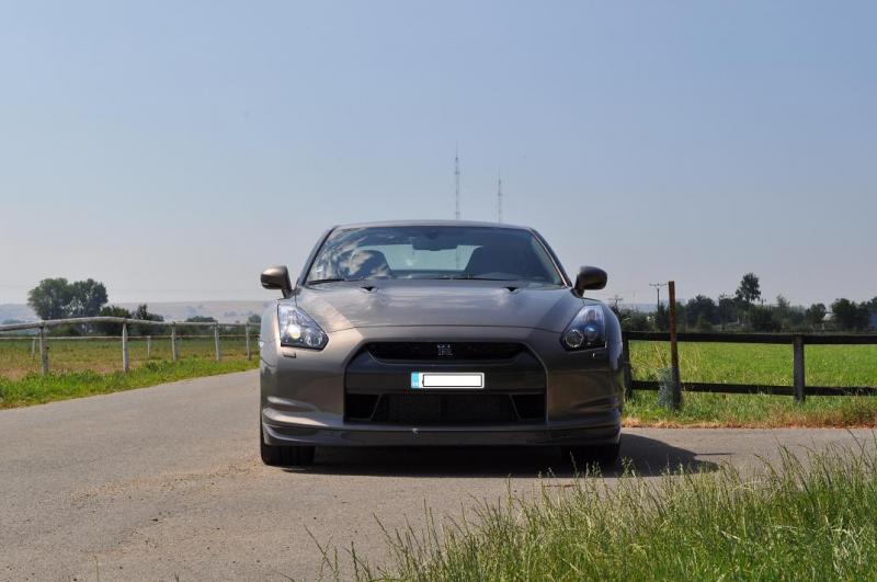 Nissan GT-R