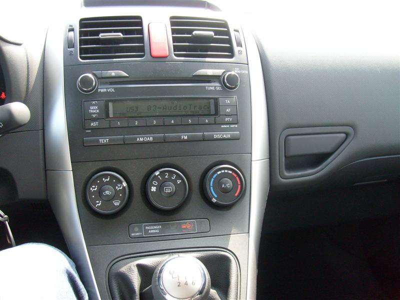 Toyota Auris, foto 2