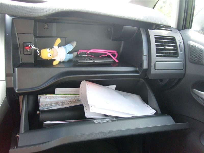 Toyota Auris, foto 22