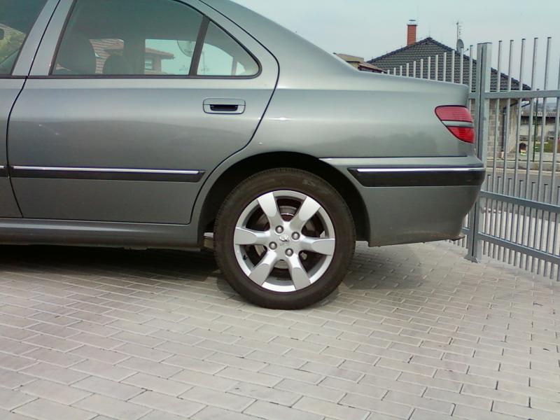 Peugeot 406