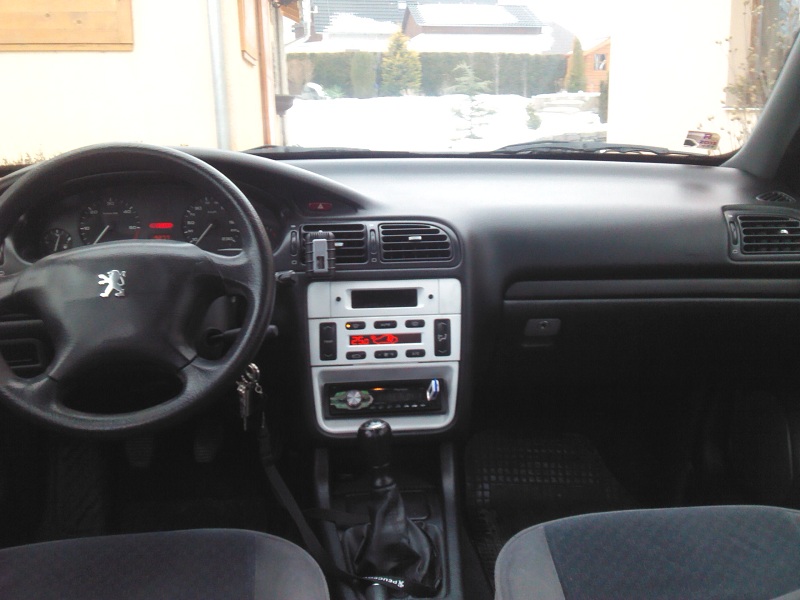 Peugeot 406