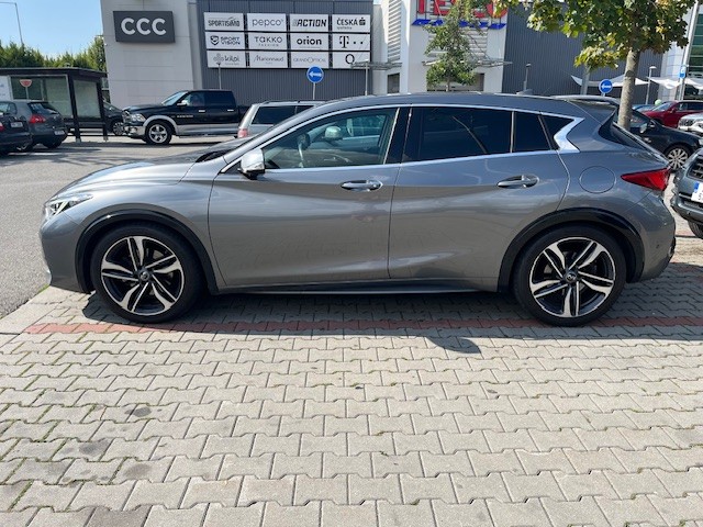 Infiniti Q30, foto 6