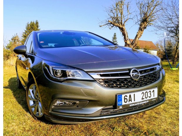 Opel Astra (2017)